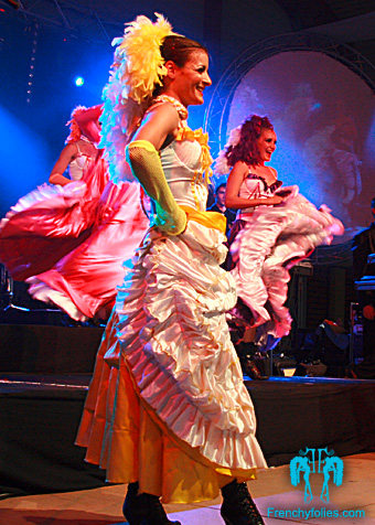 French Cancan du spectacle cabaret Frenchy Folie's